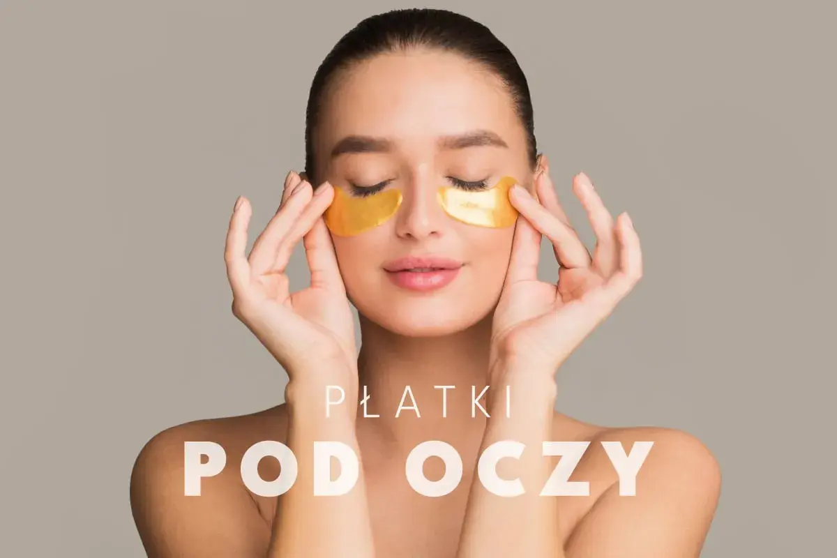 Kobieta z zamkniętymi oczami nakłada złote płatki pod oczy. Delikatny dotyk palców podkreśla, jak nakładać płatki pod oczy dla promiennej skóry.
